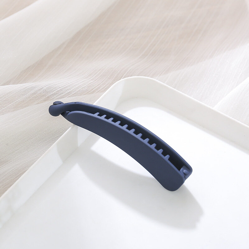 Girls Banana Clip Frosted Hair Clips for Women Fashion Ins Style Hair Claws Barrettes Ponytail Holder Hairpins Hair Accessories