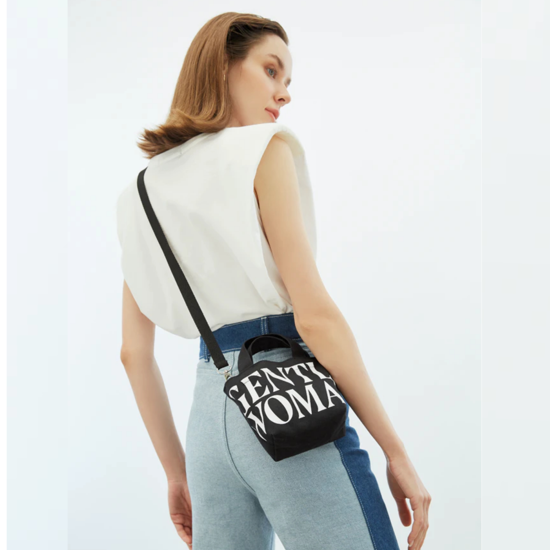 PRE-ORDER GENTLEWOMAN GW MICRO CANVAS TOTE [GW1]